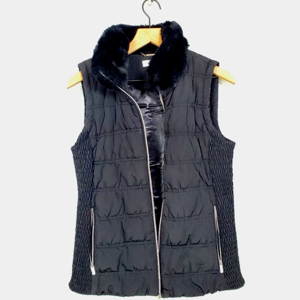 Calvin Klein Quilted Black Fur Collar Vest, Small - Picture 4 of 10